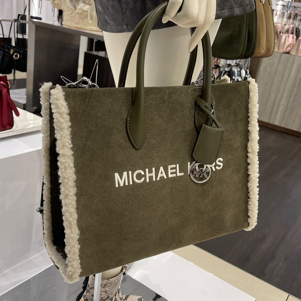 MICHAEL KORS Mirella Medium Suede and Faux Shearling Tote Bag
Olive 
NWT - Picture 10 of 16